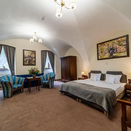 Zamek Holiday park Kliczkow