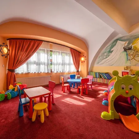 Zamek 4*
