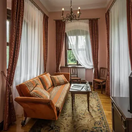 Zamek 4*