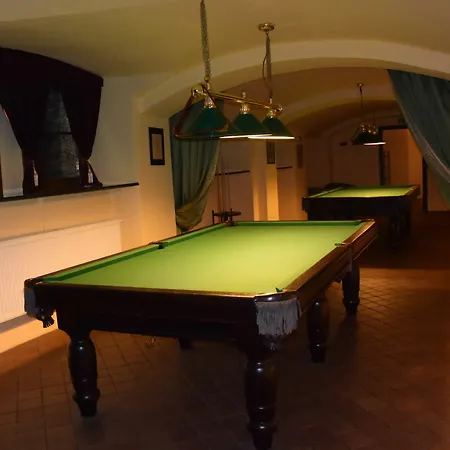 Zamek 4*
