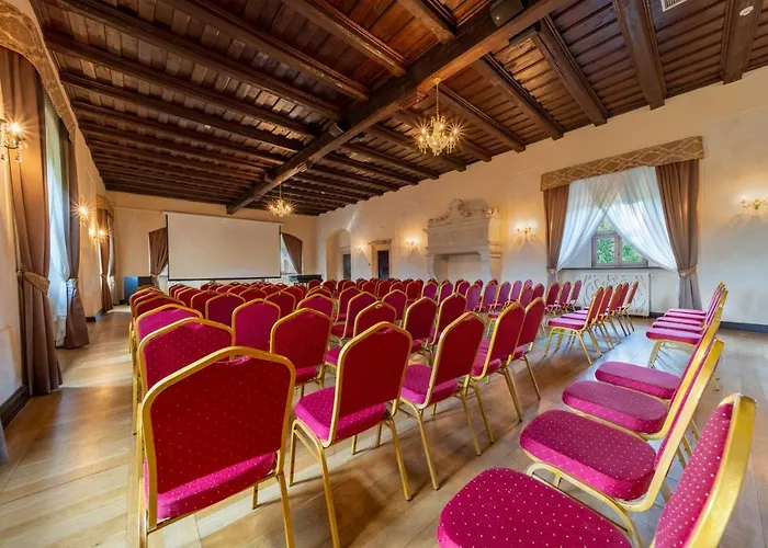 Zamek 4* Кличкув