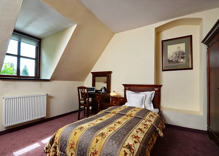 Zamek منتزه العطل